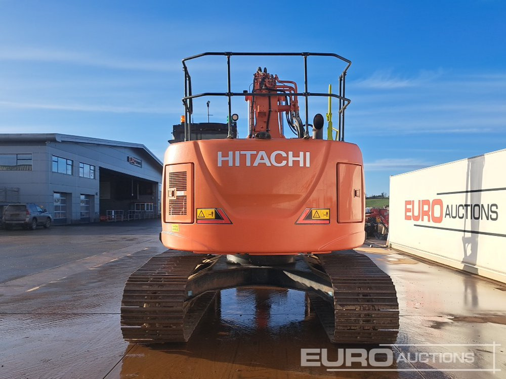 2022 Hitachi ZX225USLC-7 - Excavadora de cadenas: foto 4 2022 Hitachi ZX225USLC-7 - Excavadora de cadenas: foto 4