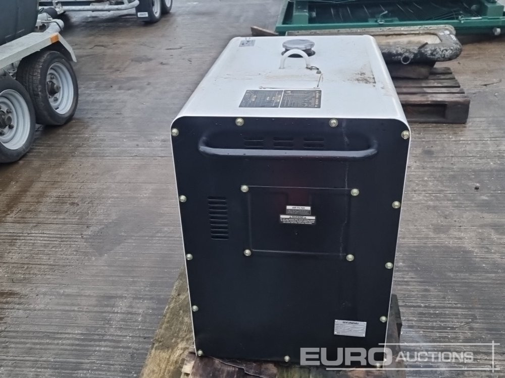 2023 Hyundai DHY8000SELR - Generador industriale: foto 2 2023 Hyundai DHY8000SELR - Generador industriale: foto 2