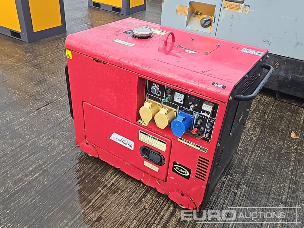 230Volt Generator, Single Cylinder Engine - Generador industriale: foto 1 230Volt Generator, Single Cylinder Engine - Generador industriale: foto 1
