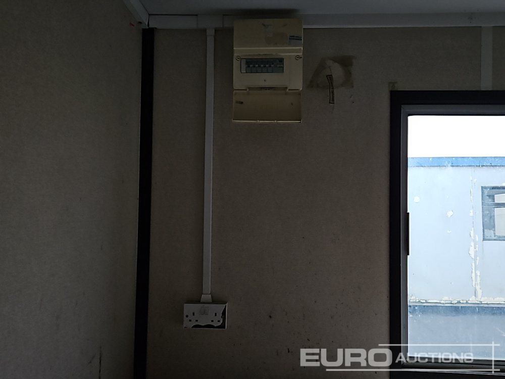 Contenedor marítimo 30' x 9' Containerised Office (Cannot Be Reconsigned): foto 22