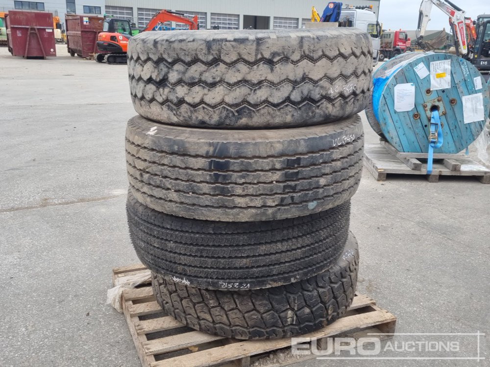 385/65 R22.5 Tyre (4 of) - Neumático: foto 5 385/65 R22.5 Tyre (4 of) - Neumático: foto 5