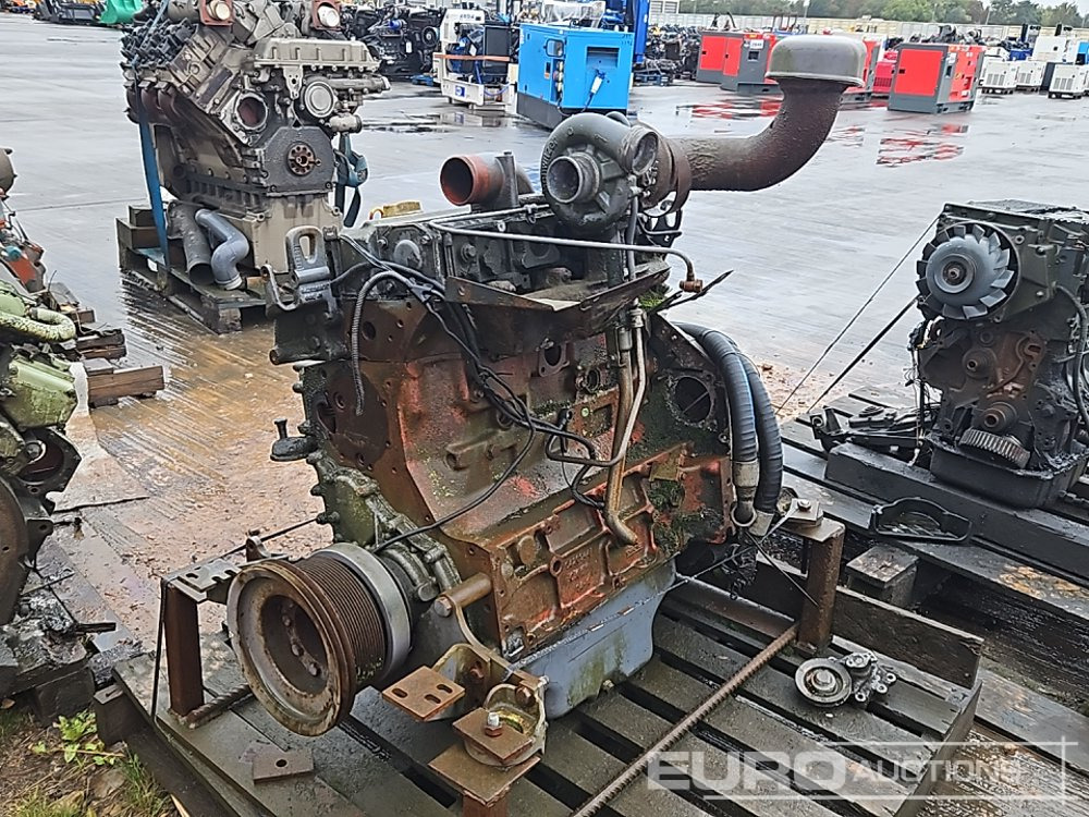 4 Cylinder Engine - Motor: foto 5 4 Cylinder Engine - Motor: foto 5