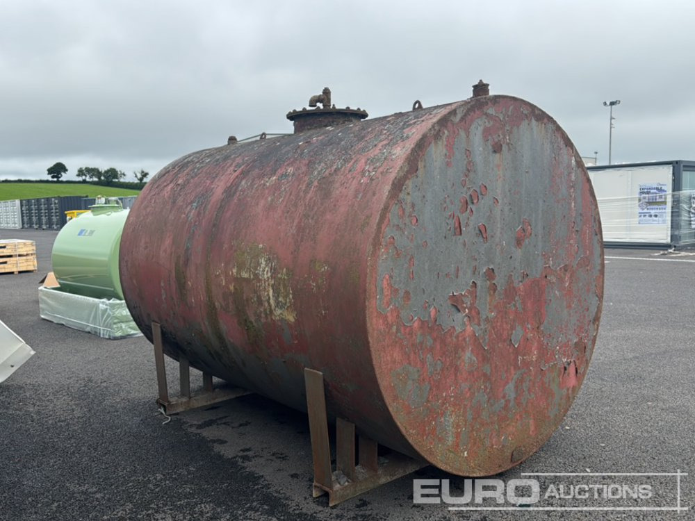 6000 Litre Steel Fuel Tank - Tanque de almacenamiento: foto 5 6000 Litre Steel Fuel Tank - Tanque de almacenamiento: foto 5