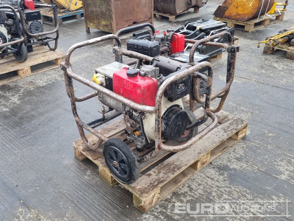 6kVA Generator, Yanmar Engine (2 of) - Motor: foto 1 6kVA Generator, Yanmar Engine (2 of) - Motor: foto 1