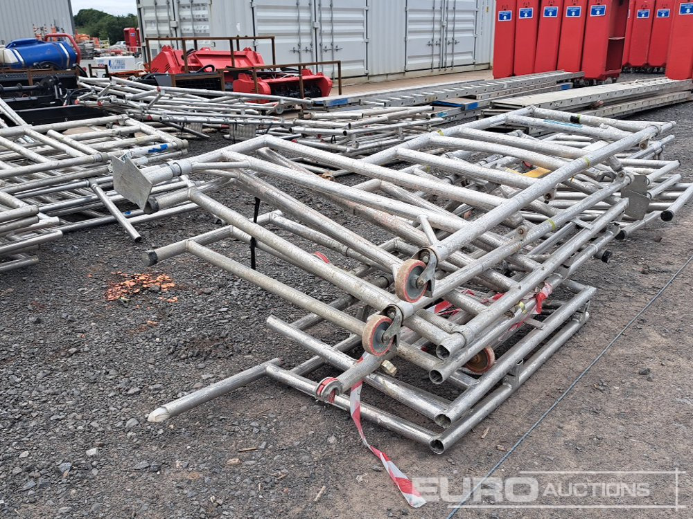 Aluminium Podium Scaffolding (3 of) - Equipo de construcción: foto 1 Aluminium Podium Scaffolding (3 of) - Equipo de construcción: foto 1