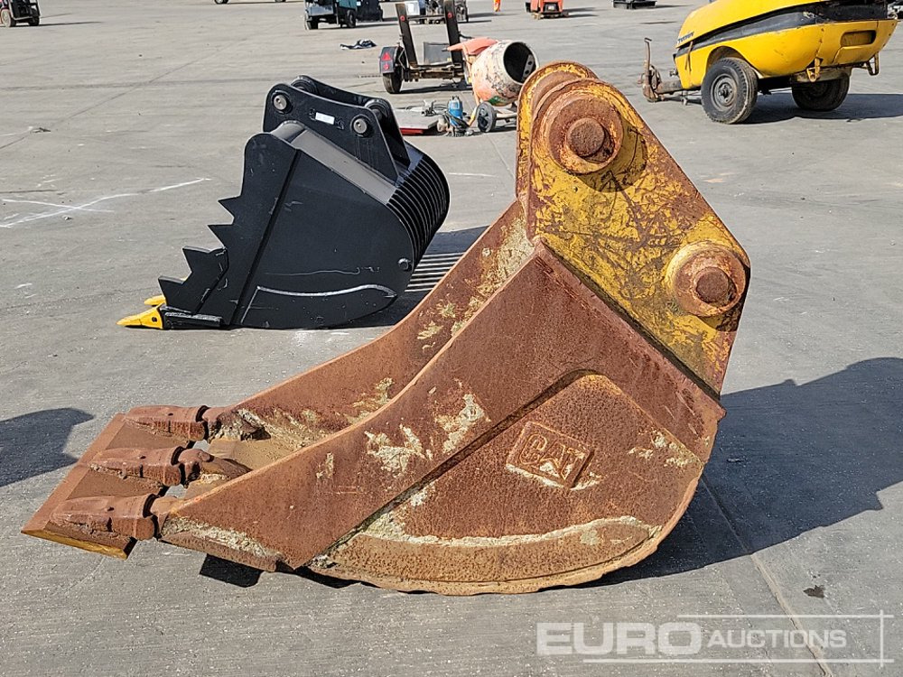 CAT 24" Digging Bucket 80mm Pin to suit 20 Ton Excavator - Cazo: foto 2 CAT 24" Digging Bucket 80mm Pin to suit 20 Ton Excavator - Cazo: foto 2