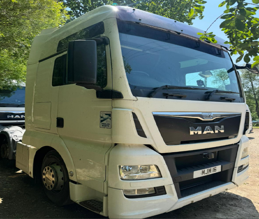 MAN TG26.480 XXL 6x2 Midlift - Cabeza tractora: foto 1 MAN TG26.480 XXL 6x2 Midlift - Cabeza tractora: foto 1