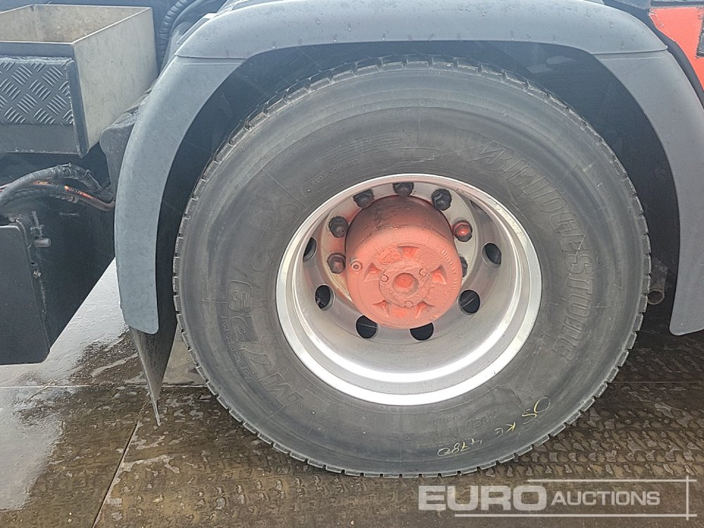 Cabeza tractora Scania R560: foto 12