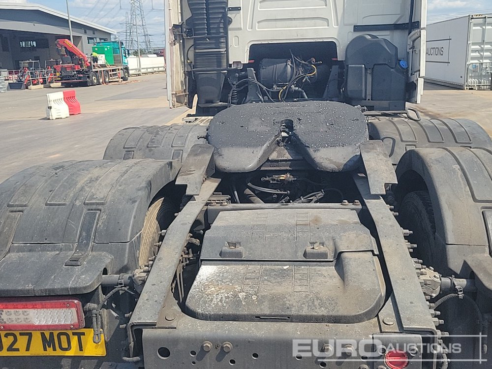 Cabeza tractora Volvo FH: foto 16