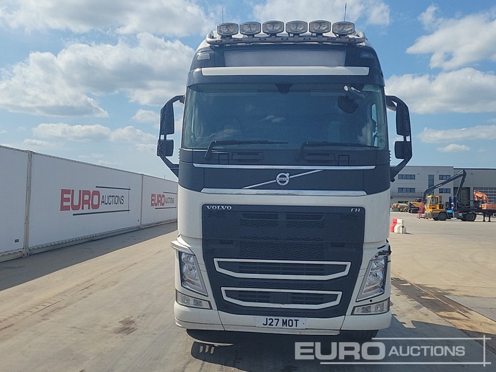 Cabeza tractora Volvo FH: foto 8