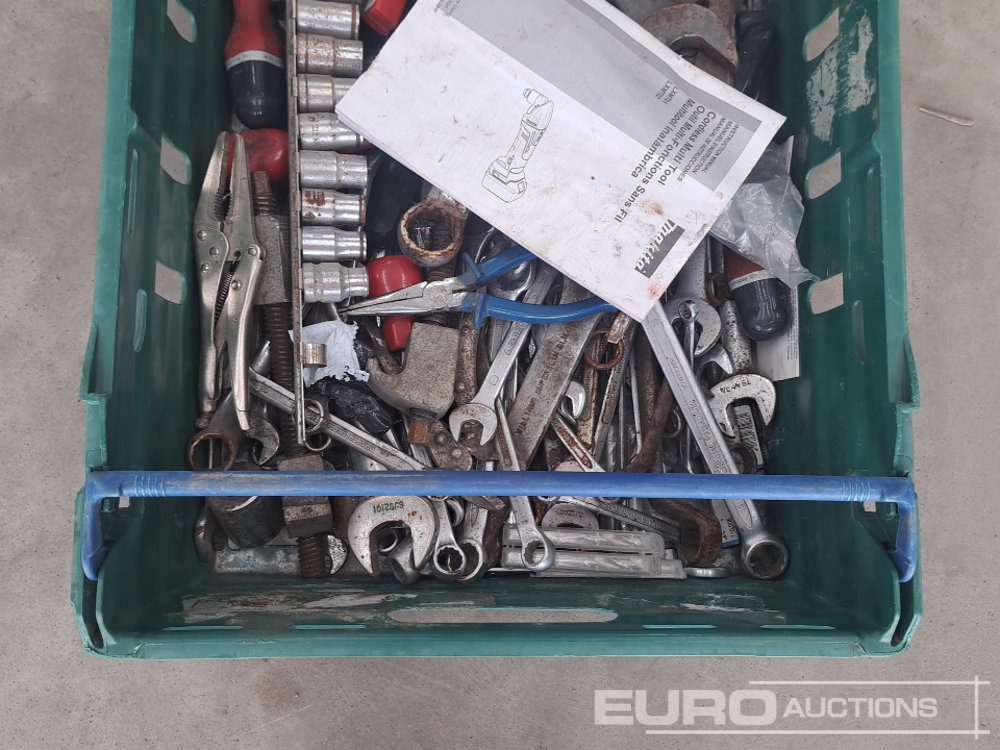 Equipo de taller Crate of Misc Tool, Spanner, Screwdrivers etc: foto 11