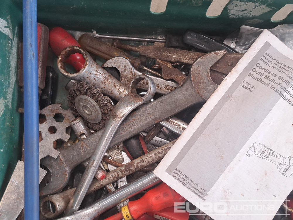 Equipo de taller Crate of Misc Tool, Spanner, Screwdrivers etc: foto 12
