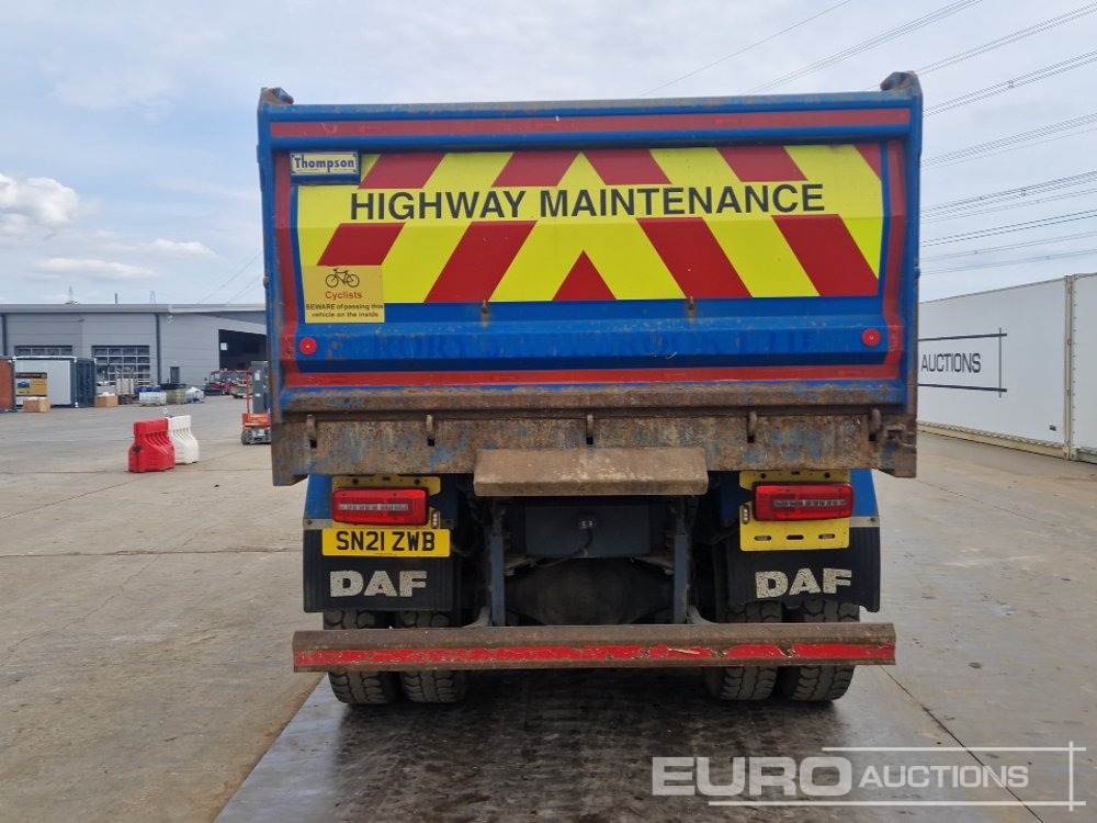 DAF CF450 - Camión volquete: foto 4 DAF CF450 - Camión volquete: foto 4