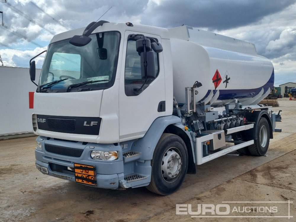 DAF LF55.220 - Camión cisterna: foto 1 DAF LF55.220 - Camión cisterna: foto 1