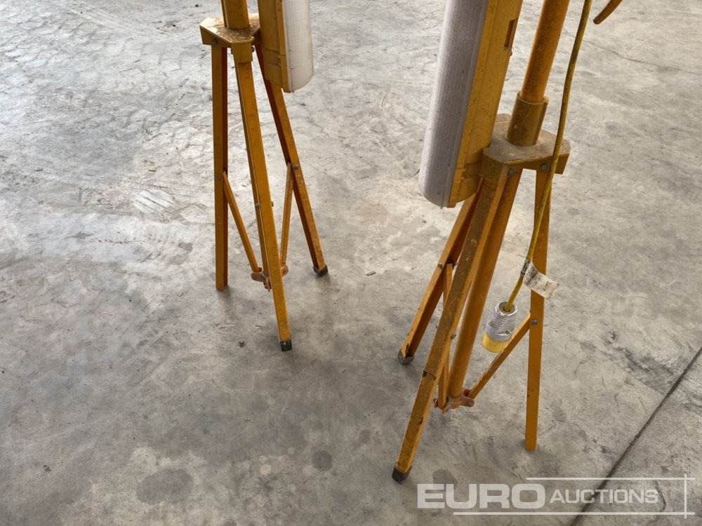 Equipo de construcción Elite 110 Volt LED Tripod Work Light (2 of): foto 7