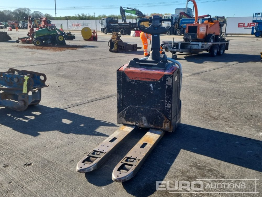 2016 BT LPE200 - Equipo de manutención: foto 1 2016 BT LPE200 - Equipo de manutención: foto 1