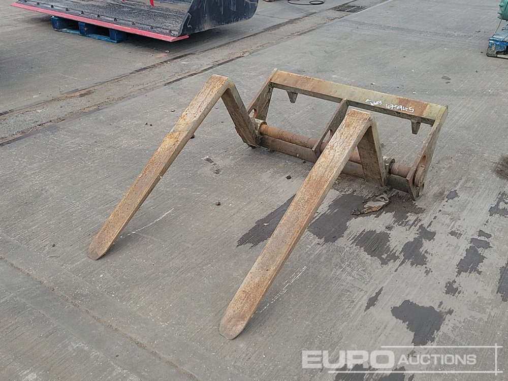 Fork Frame & Forks to suit Manitou Telehandler - Equipo de manutención: foto 1 Fork Frame & Forks to suit Manitou Telehandler - Equipo de manutención: foto 1