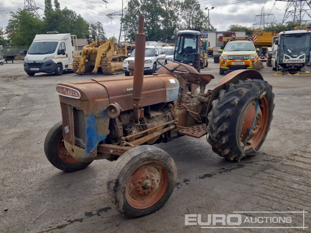 Fordson 2WD Tractor - Tractor: foto 1 Fordson 2WD Tractor - Tractor: foto 1