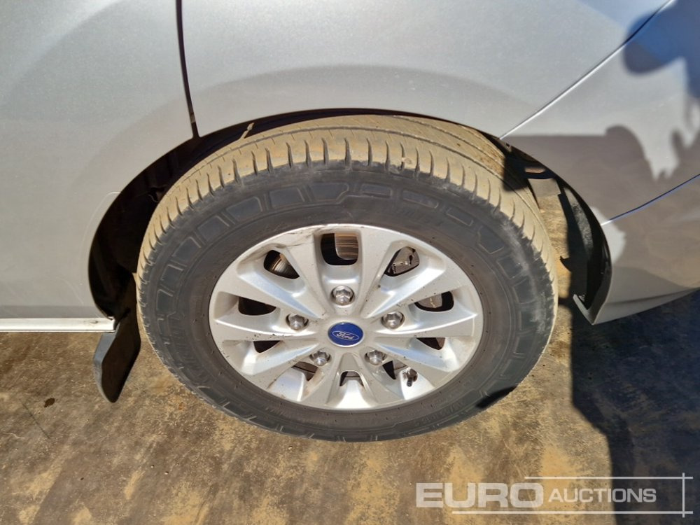 Furgoneta 2021 Ford Transit Custom 300: foto 17