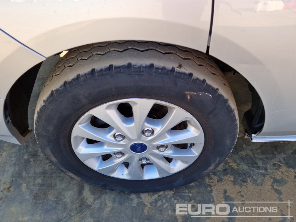 Furgoneta 2021 Ford Transit Custom 300: foto 24
