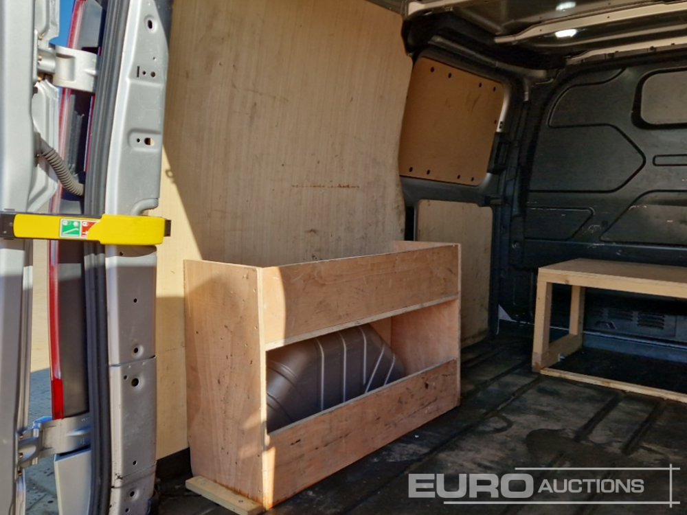 Furgoneta 2021 Ford Transit Custom 300: foto 40