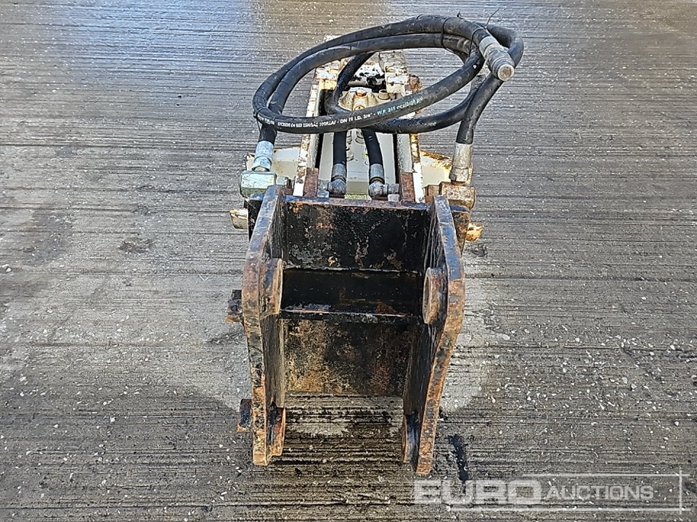 Furukawa Hydraulic Breaker 45mm Pin to suit 4-6 Ton Excavator - Martillo hidráulico: foto 4 Furukawa Hydraulic Breaker 45mm Pin to suit 4-6 Ton Excavator - Martillo hidráulico: foto 4