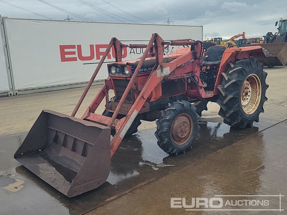 Hinomoto E324 - Mini tractor: foto 1 Hinomoto E324 - Mini tractor: foto 1
