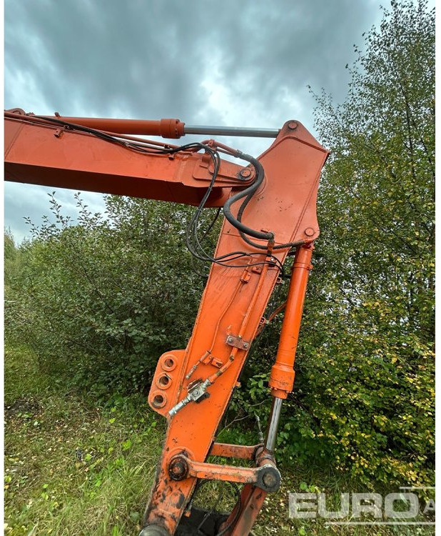 Hitachi ZX210LC-3 - Excavadora de cadenas: foto 2 Hitachi ZX210LC-3 - Excavadora de cadenas: foto 2