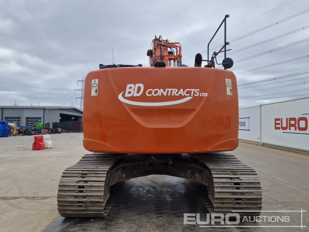 Hitachi ZX225USRLC - Excavadora de cadenas: foto 4 Hitachi ZX225USRLC - Excavadora de cadenas: foto 4
