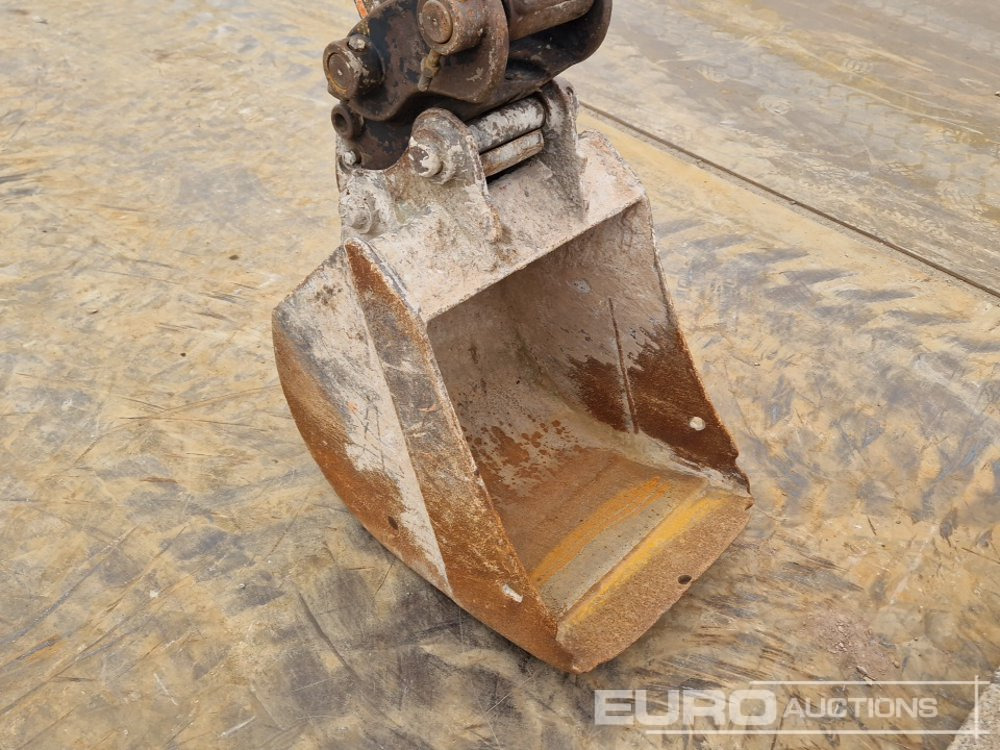 Miniexcavadora Hitachi ZX30 CLR: foto 9