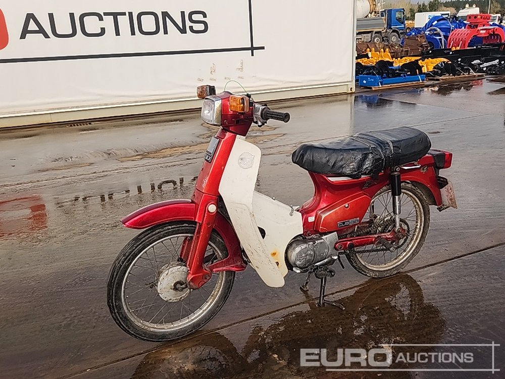 Honda Cub 90 Moped - Motocicleta: foto 1 Honda Cub 90 Moped - Motocicleta: foto 1