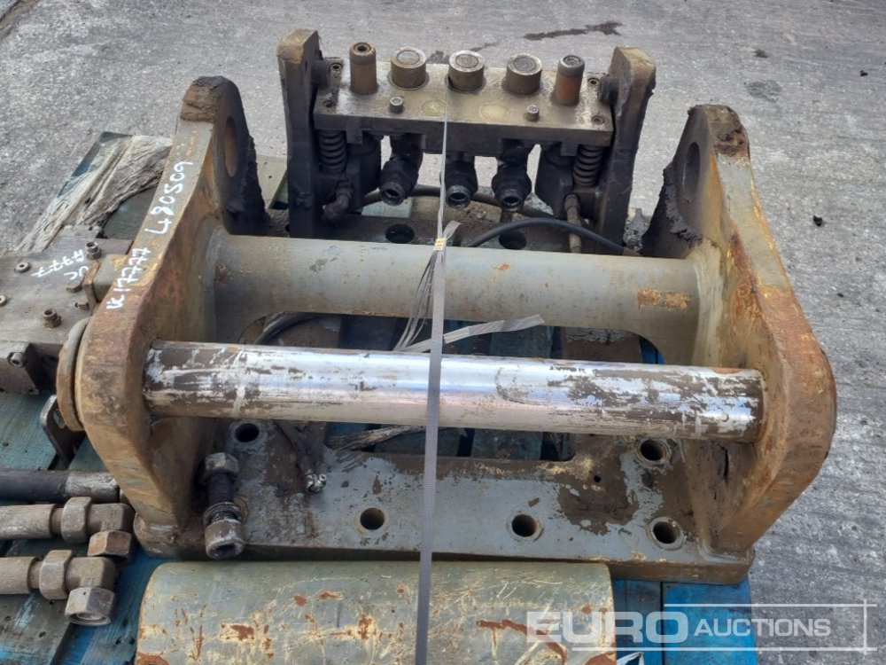 Acoplamiento rápido Hydraulic Hitch 80mm Pin to suit 20 Ton Excavator: foto 17