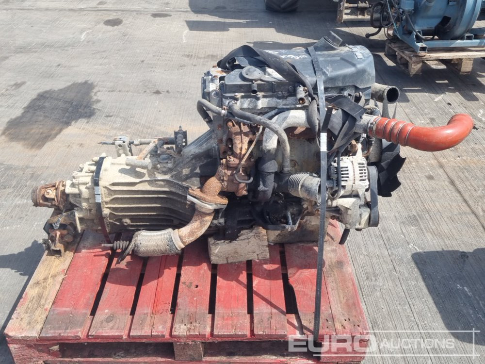 Iveco 4 Cylinder Engine, Gearbox - Motor: foto 2 Iveco 4 Cylinder Engine, Gearbox - Motor: foto 2