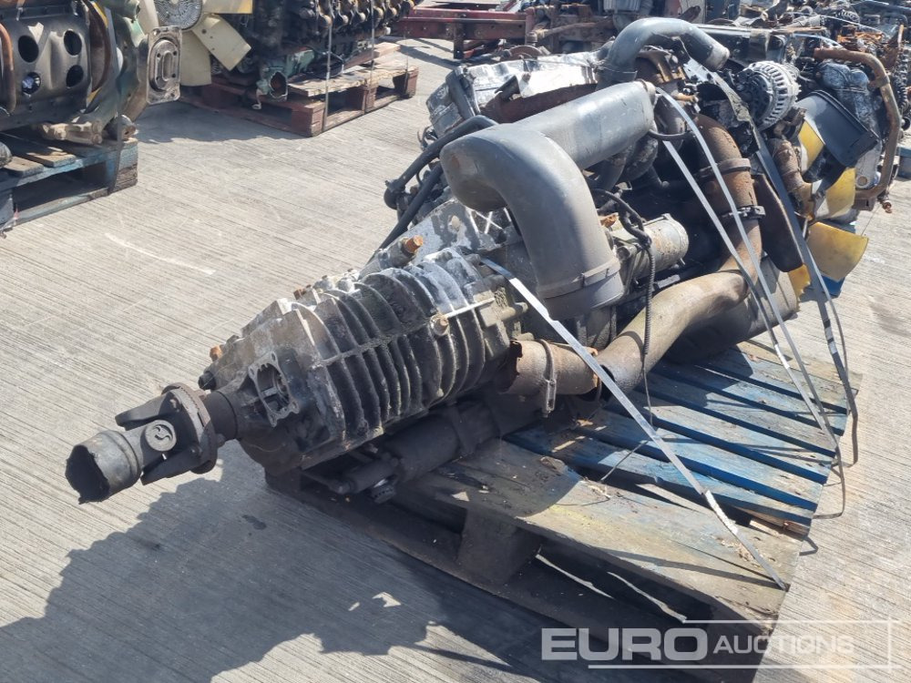 Iveco 6 Cylinder Engine, Gearbox - Motor: foto 1 Iveco 6 Cylinder Engine, Gearbox - Motor: foto 1