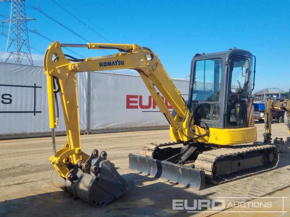 Komatsu PC35MR-2 - Miniexcavadora: foto 1 Komatsu PC35MR-2 - Miniexcavadora: foto 1