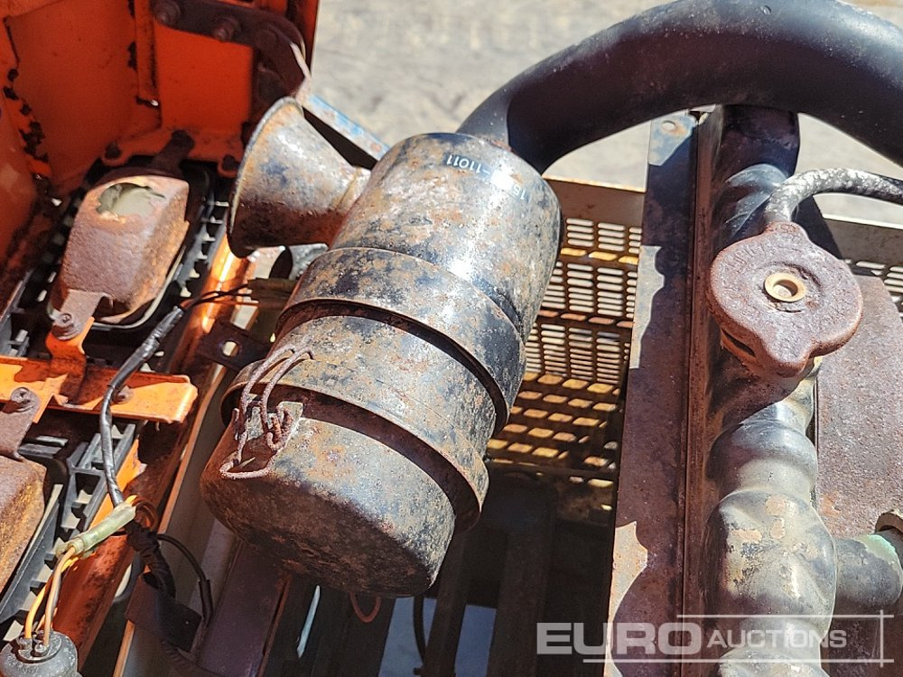 Mini tractor Kubota B1200DT: foto 22