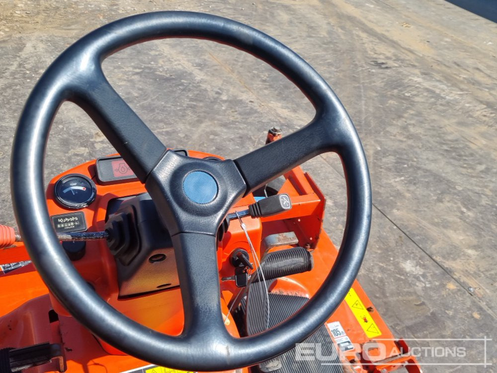 Cortacésped Kubota F3680: foto 22