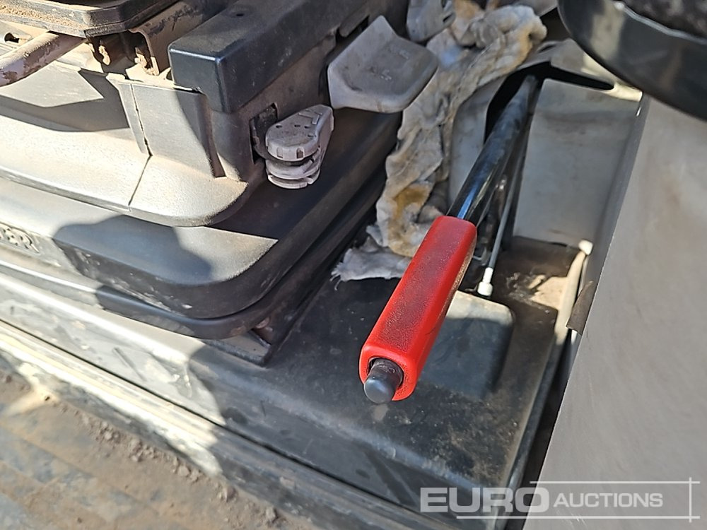 Tractor Kubota M7171: foto 31