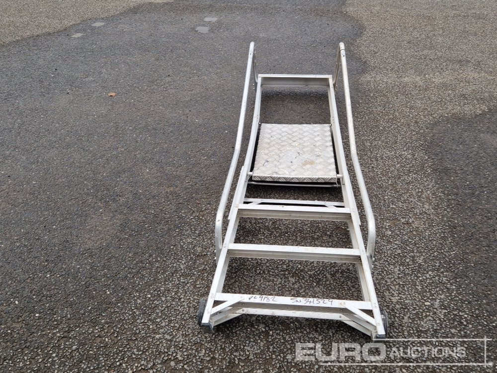 Equipo de construcción Lyte 4 Tread Aluminium Podium Step Ladder: foto 8