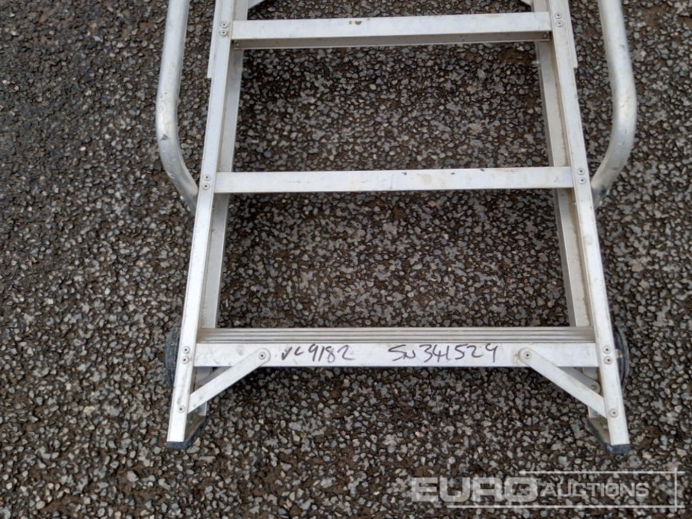 Equipo de construcción Lyte 4 Tread Aluminium Podium Step Ladder: foto 12
