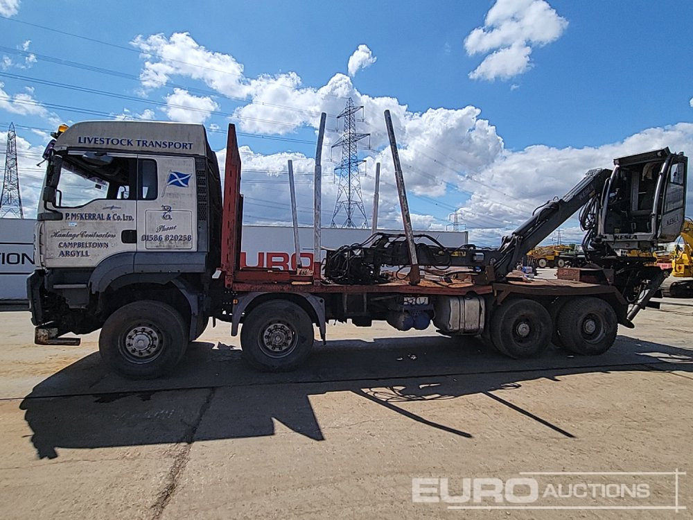 MAN 8x4 Flatbed Timber Lorry, Rear Mounted Kesla 2012T Hydraulic Crane With Cab, Hydraulic Rotating Log Grab, Manual Gearbox - Camión caja abierta: foto 2 MAN 8x4 Flatbed Timber Lorry, Rear Mounted Kesla 2012T Hydraulic Crane With Cab, Hydraulic Rotating Log Grab, Manual Gearbox - Camión caja abierta: foto 2