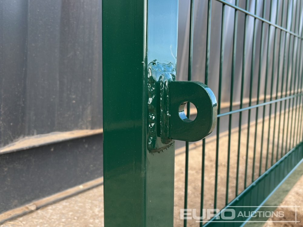 Maquinaria agrícola 1.2m x 2.4m Pedestrian Gate, Heavy Duty Galvanized Powder Coated, 80mm x 80mm x 3m Post (2 of), Assembly Kit (Green): foto 7