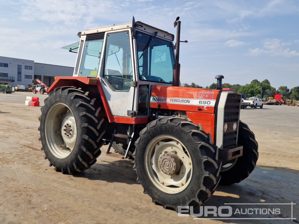 Tractor Massey Ferguson 690: foto 7