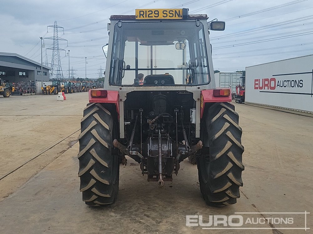 Massey Ferguson MF240 - Tractor: foto 4 Massey Ferguson MF240 - Tractor: foto 4