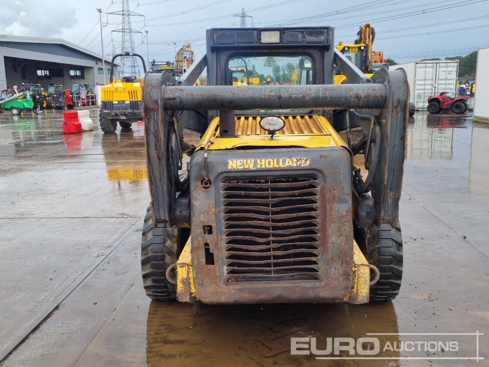 New Holland LS185B - Minicargadora: foto 4 New Holland LS185B - Minicargadora: foto 4