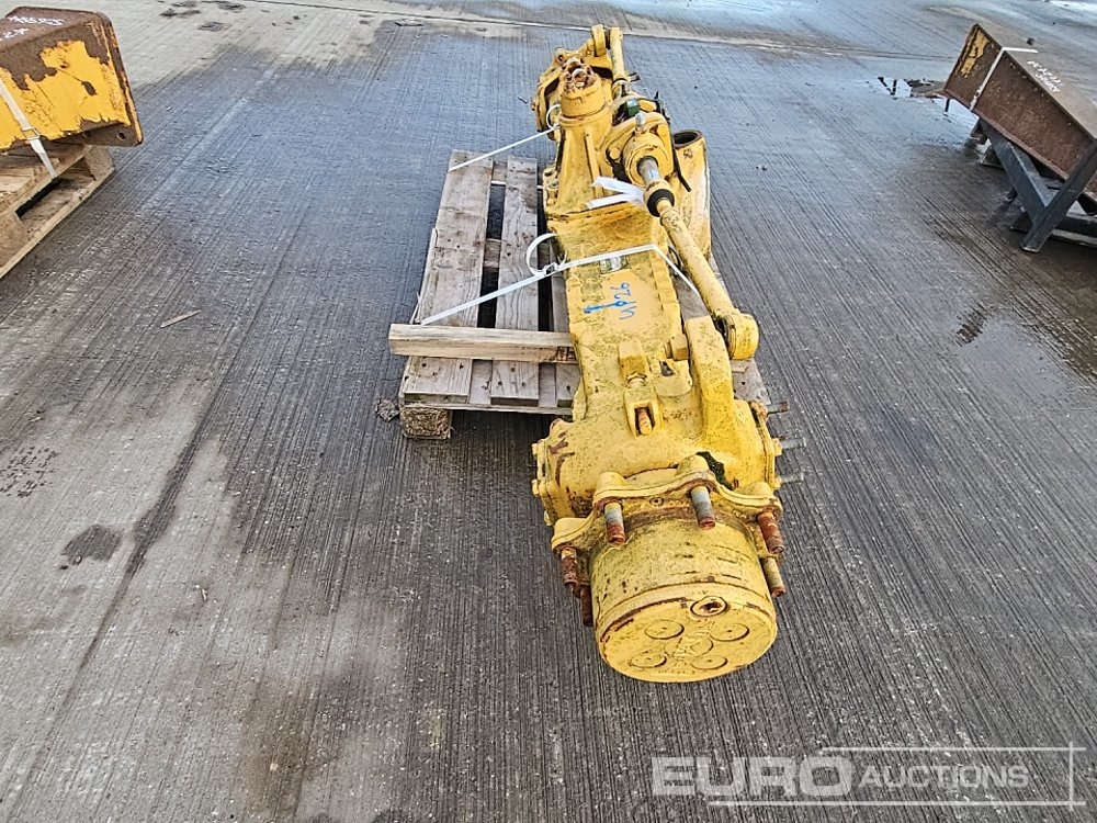 Piezas de recambio CAT Axle: foto 8