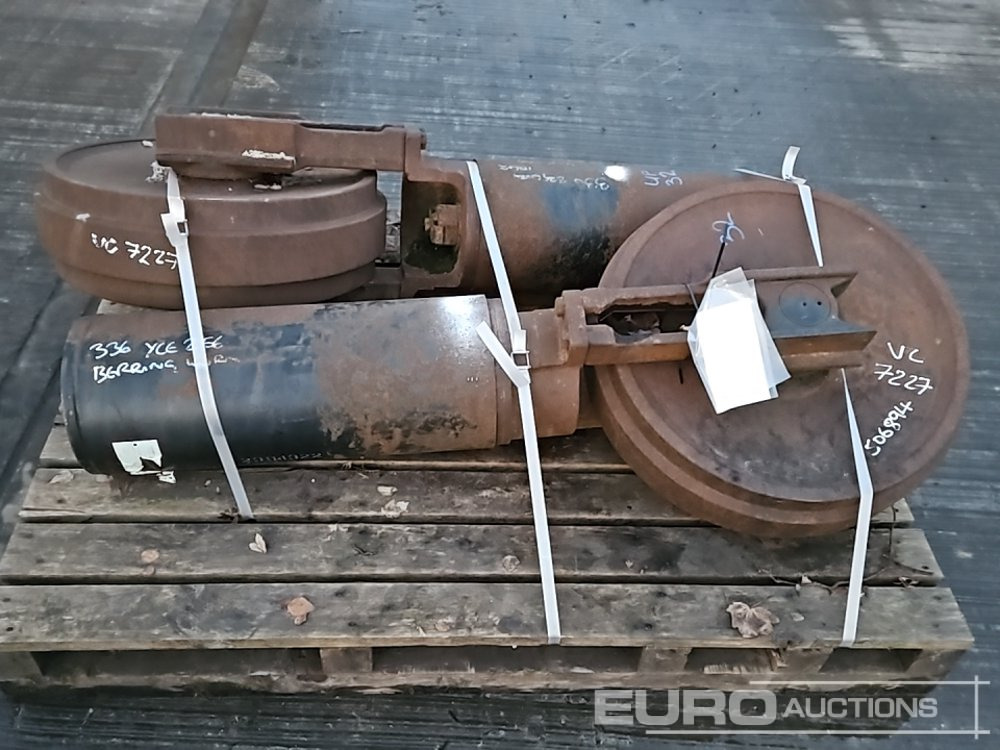 CAT Track Idler (2 of) - Piezas de recambio: foto 2 CAT Track Idler (2 of) - Piezas de recambio: foto 2