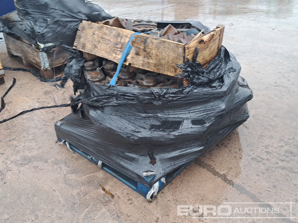 Chains, Segmets & Sprockets to suit Dozer - Piezas de recambio: foto 1 Chains, Segmets & Sprockets to suit Dozer - Piezas de recambio: foto 1