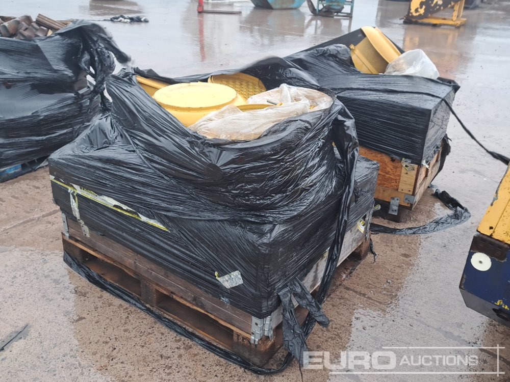 Pallet of Filter Housings (2 of) - Piezas de recambio: foto 4 Pallet of Filter Housings (2 of) - Piezas de recambio: foto 4