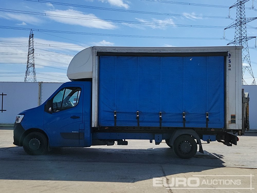 Renault 6 Speed Luton Curtain Sider Van, Cruise Control, Bluetooth, A/C - Furgoneta caja cerrada: foto 2 Renault 6 Speed Luton Curtain Sider Van, Cruise Control, Bluetooth, A/C - Furgoneta caja cerrada: foto 2